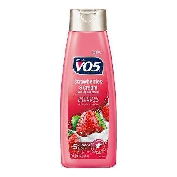 VO5 Strawberries & Cream Moisturizing Shampoo 370ml